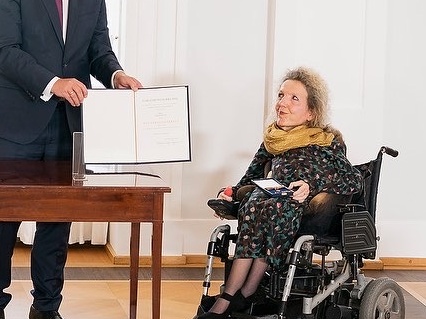Köln Bundes-verdienst-kreuz für Gerda König